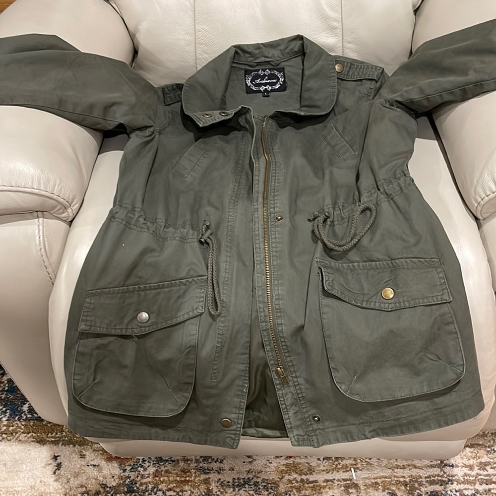 Ambiance Utility jacket in OD Green. Size L